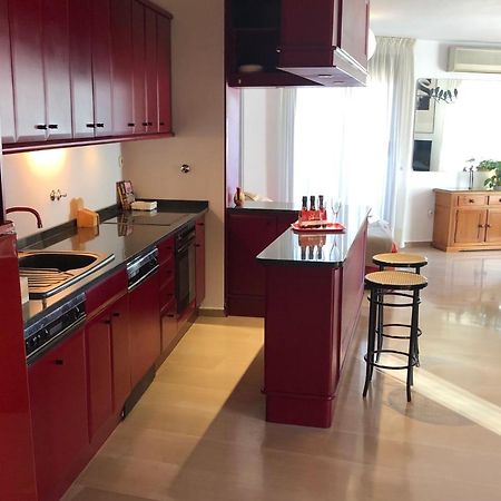 Loft Acogedor Con Terraza Y Parking En El Centro Apartment Huesca Ngoại thất bức ảnh
